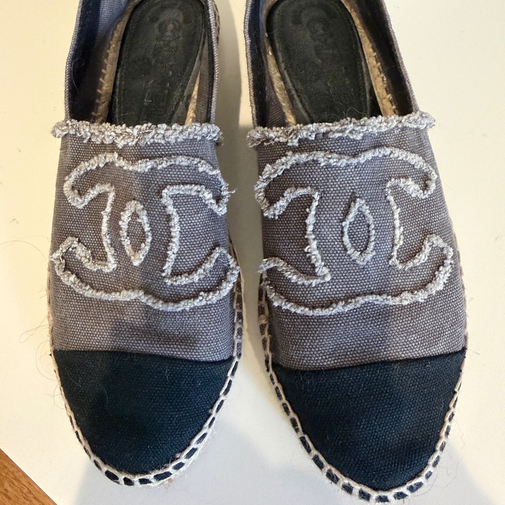 CHANEL ESPADRILLE 37